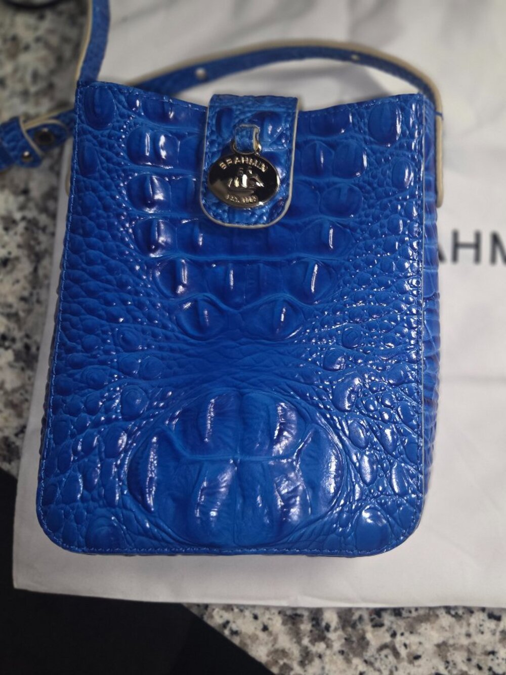 BRAHMIN (Blue Croc Embossed Crossbody)